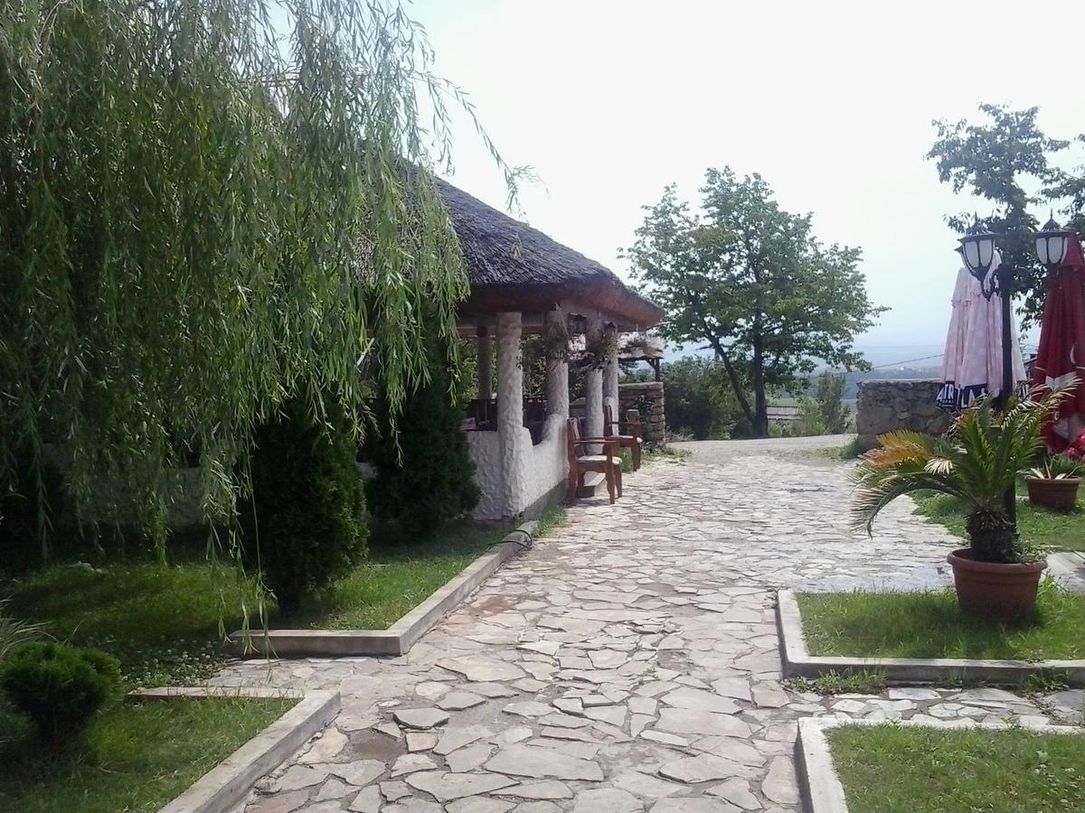 Hanu Lu Mos Opinca Deva Ngoại thất bức ảnh